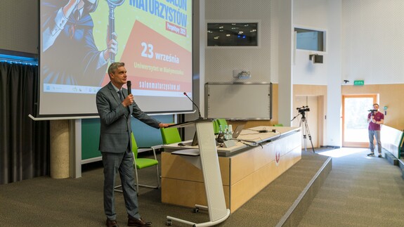 Pespektywy 2025 na UwB