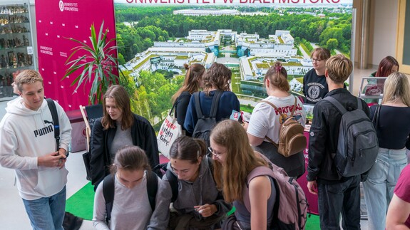 Pespektywy 2025 na UwB